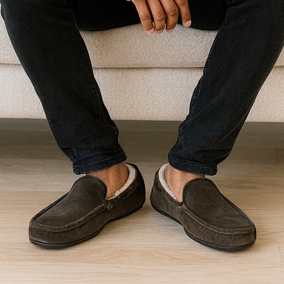 UGG Other - UGG Men’s Suede Loafers Slippers Brown Shearling Lined – Size 11